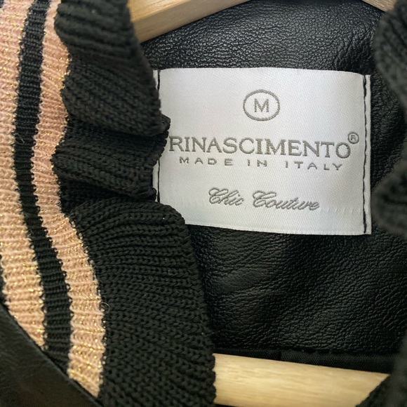 Lightweight black jacket 🎀 - Picture 2 of 5